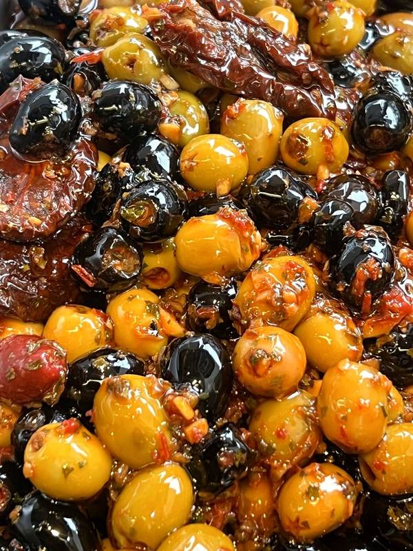Hanan Oliva - Olijven met pikante chili